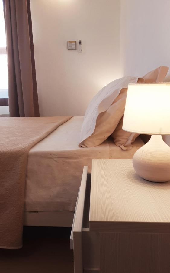 Al Pez Exclusive Rooms 奧爾比亞 外观 照片
