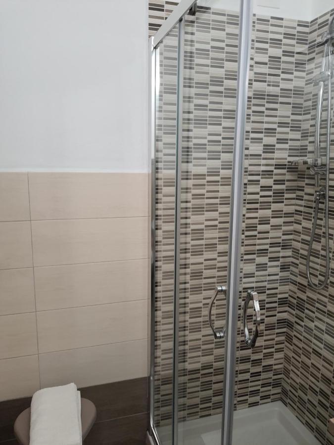 Al Pez Exclusive Rooms 奧爾比亞 外观 照片