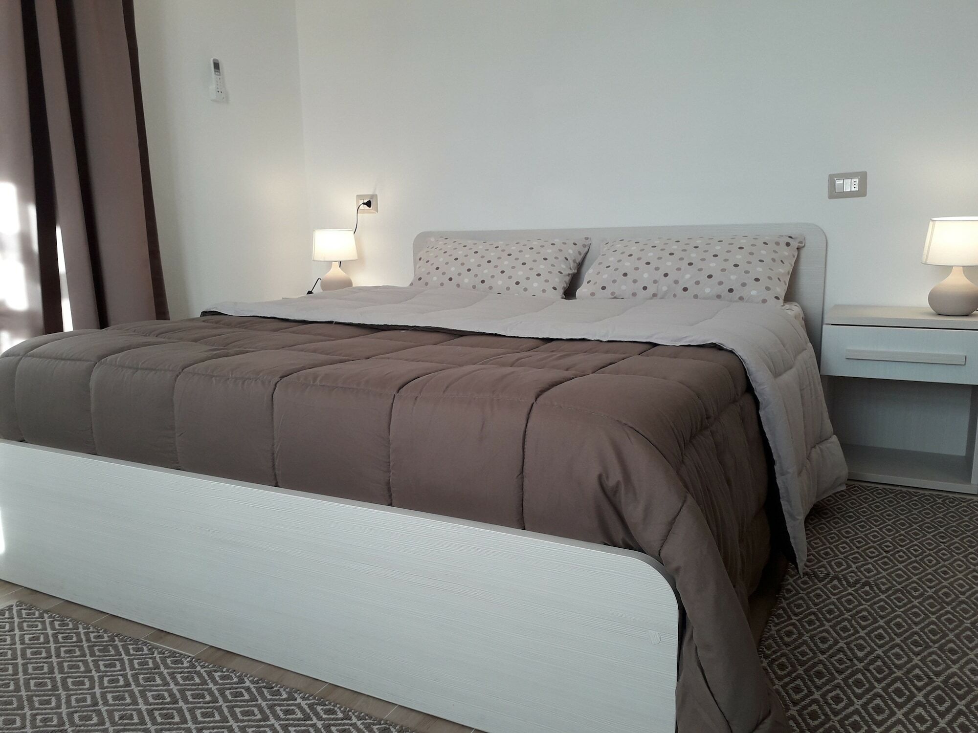 Al Pez Exclusive Rooms 奧爾比亞 外观 照片
